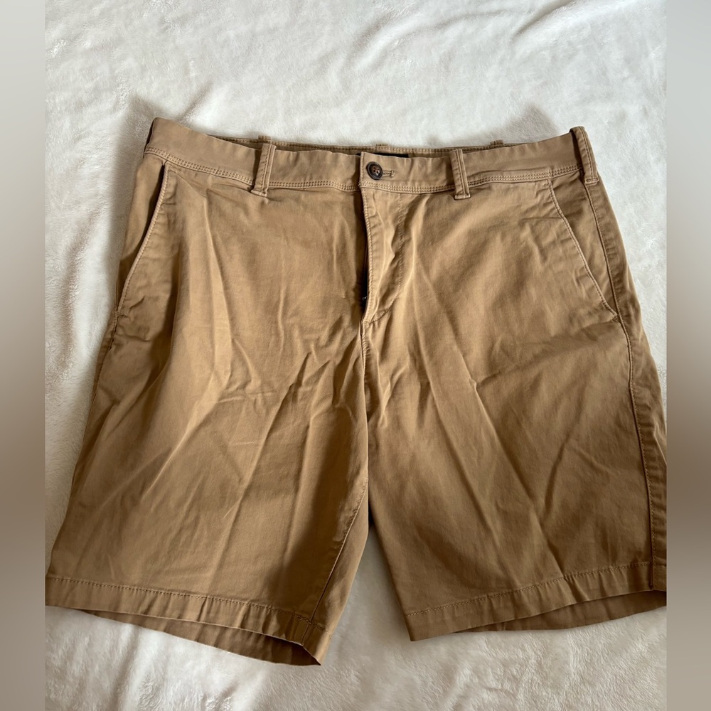 Express Men’s Chino Shorts 32